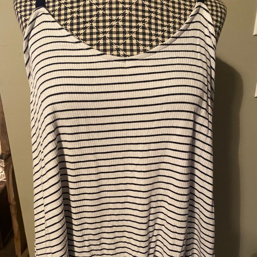 TORRID Blue white striped bra strap tank top SZ 0